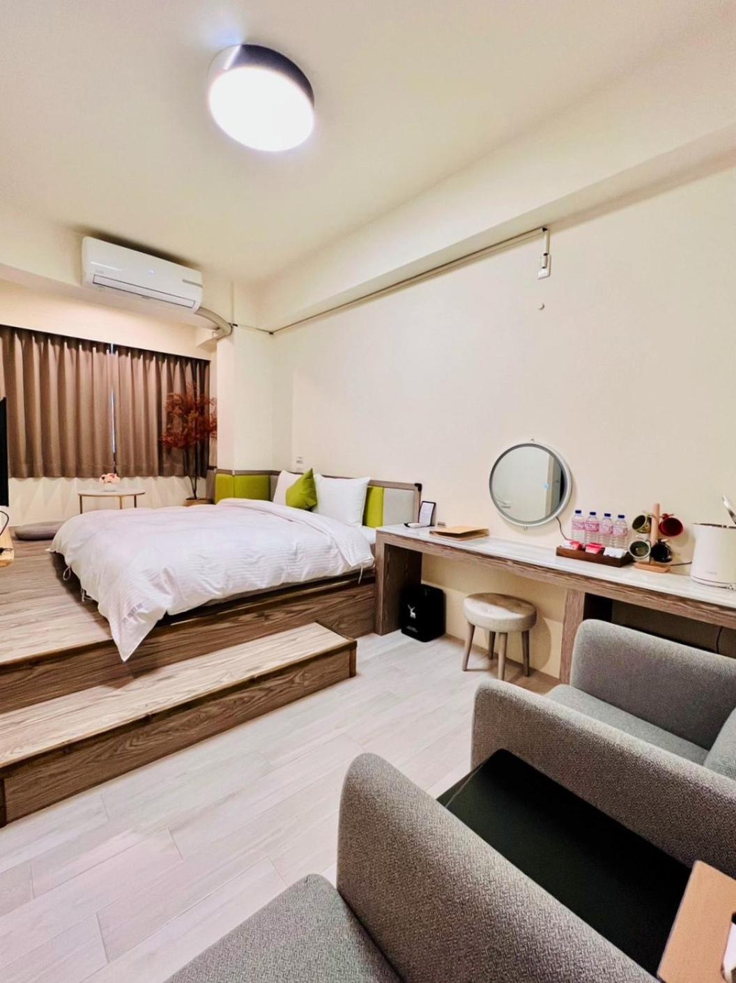 沛青日旅民宿 Pq Room Yuchi Extérieur photo